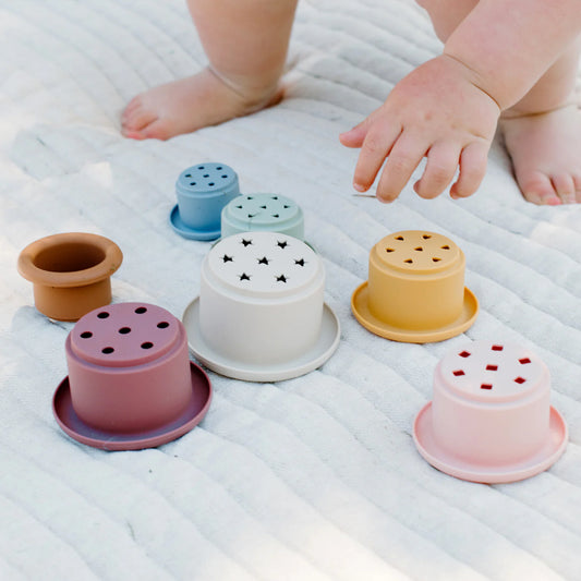 Stacking cups